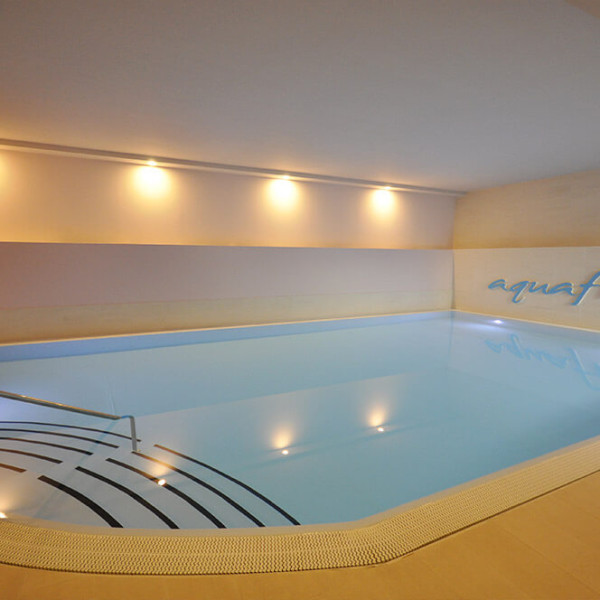 installazione piscina per spa